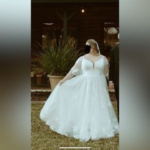 Essence of Australia Wedding Dress